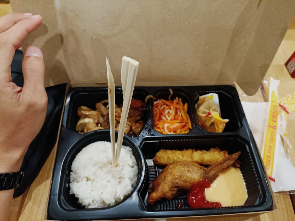 bento box HokBen